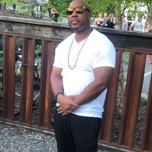 Meet your Posher, Karlos